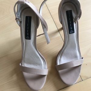 Steve Madden Sandals